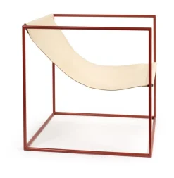 Fauteuil en métal rouge et cuir beige 62x62x61cm Solo Seat - valerie_objects