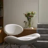Fauteuil en tissu blanc et acier chrome Meadow - Woud