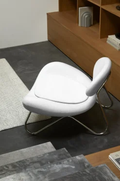 Fauteuil en tissu blanc et acier chrome Meadow - Woud