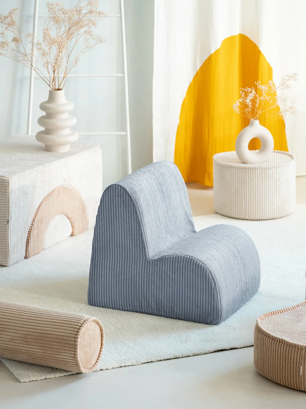 Fauteuil en velours côtelé bleu blueberry 60 x 50 cm Cloud - Wigiwama