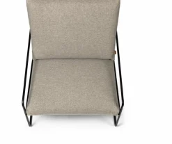 Fauteuil extérieur sable et métal noir Desert - Ferm Living