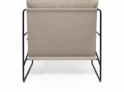 Fauteuil extérieur sable et métal noir Desert - Ferm Living