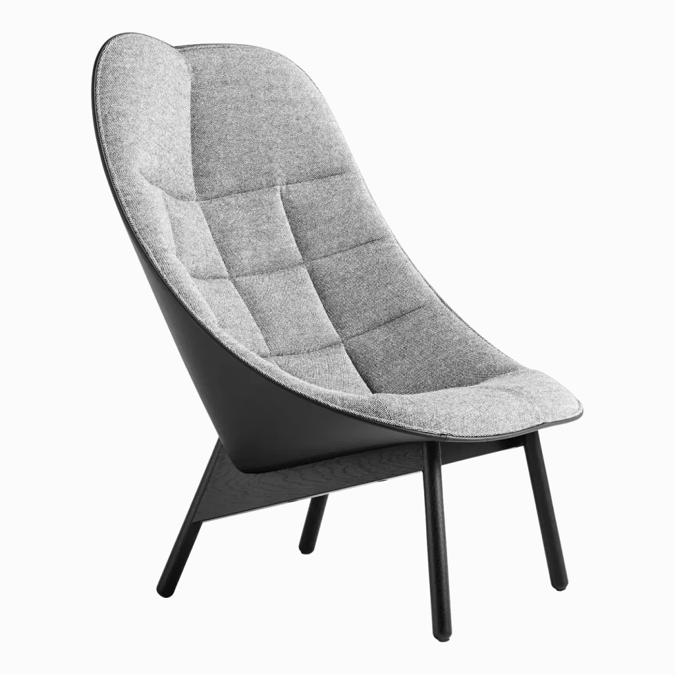 Fauteuil gris matelassé et chêne massif teinté noir Uchiwa - HAY