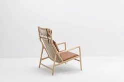 Fauteuil lounge en chêne et cuir whisky Dedo - Gazzda