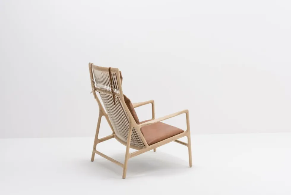 Fauteuil lounge en chêne et cuir whisky Dedo - Gazzda