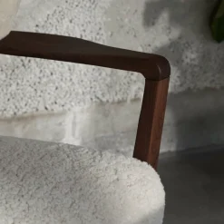 Fauteuil lounge en noyer huilé et laine gris foncé 85 x 85 x 84 cm Wulff ATD2 - &tradition