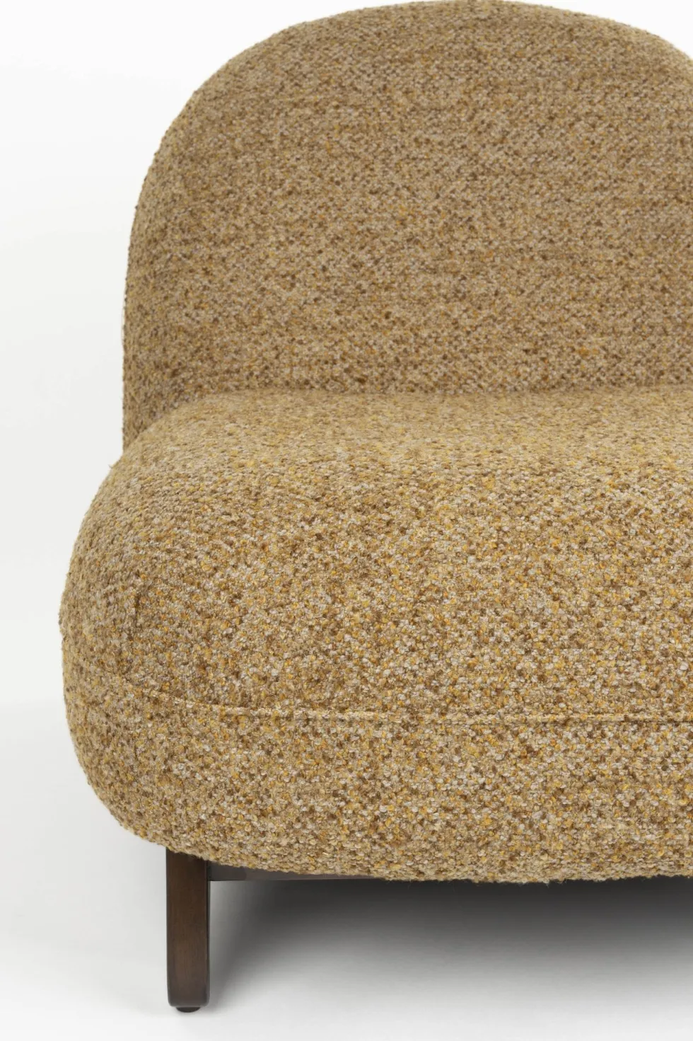 Fauteuil lounge en tissu marron et bois de frêne Loom - Dutchbone