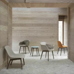 Fauteuil ochre piétement en chêne foncé Fiber - Muuto