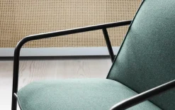Fauteuil vert et coque en frêne noir Pad Lounge noir/Synergy Synergy LDS41 - Normann Copenhagen