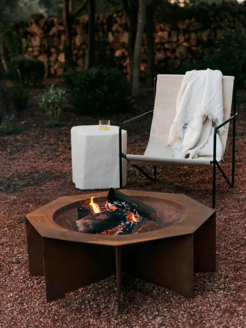Foyer de feu en fer corten 85,5x29cm Otte - Ferm Living