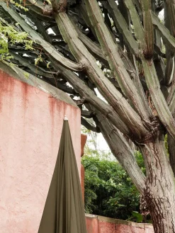 Grand parasol olive Lull - Ferm living