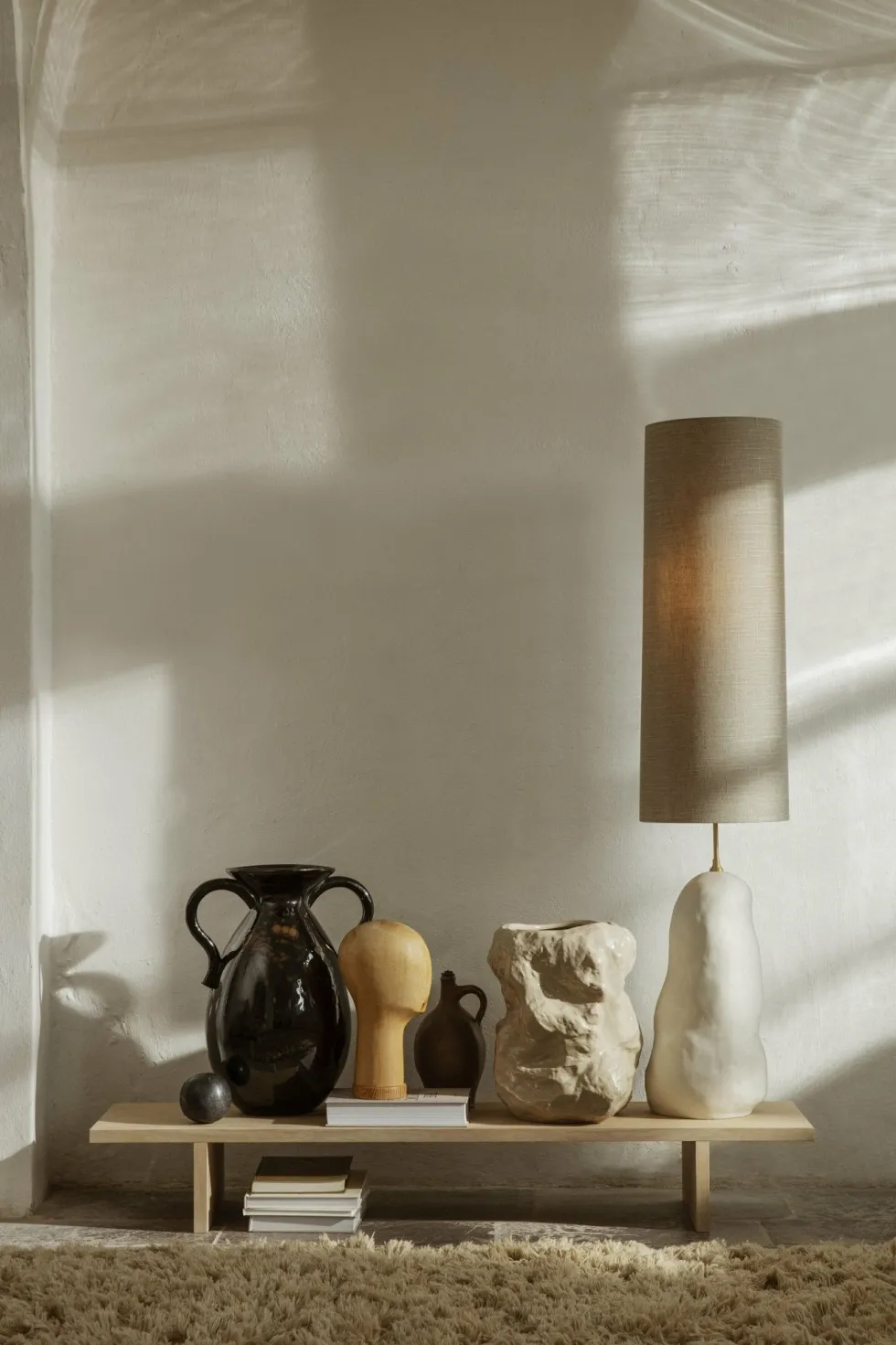 Grand pied de lampe en céramique blanc 23 x 100,5 cm Hebe - Ferm Living