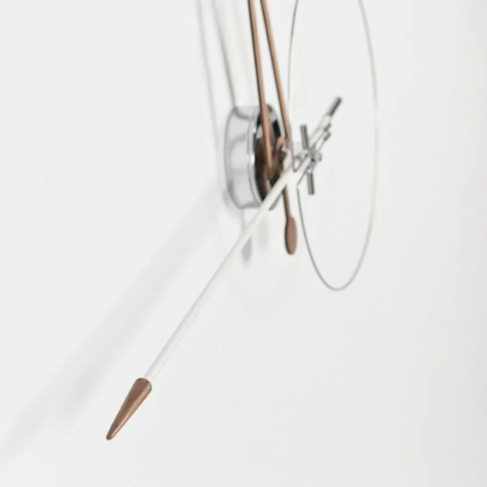 Horloge murale argentée Cris N - Nomon