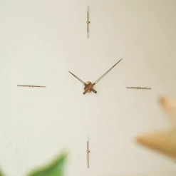 Horloge murale argentée 4 signaux horaires 155 cm Merlín N - Nomon
