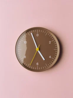 Horloge murale en métal marron 26,5cm - HAY
