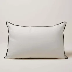 Housse De Coussin Carlina Beige Clair Et Bourdon Noir - Madura