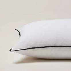 Housse De Coussin Carlina Blanc Et Bourdon Noir - Madura