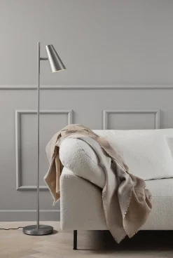 Lampadaire abat-jour réglable en métal peint satiné 141,5cm Cono - Woud