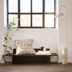 Lampadaire avec socle en marbre beige Arum - Ferm Living