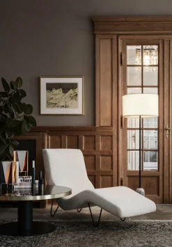 Lampadaire blanc base en marbre blanc Gravity - Gubi