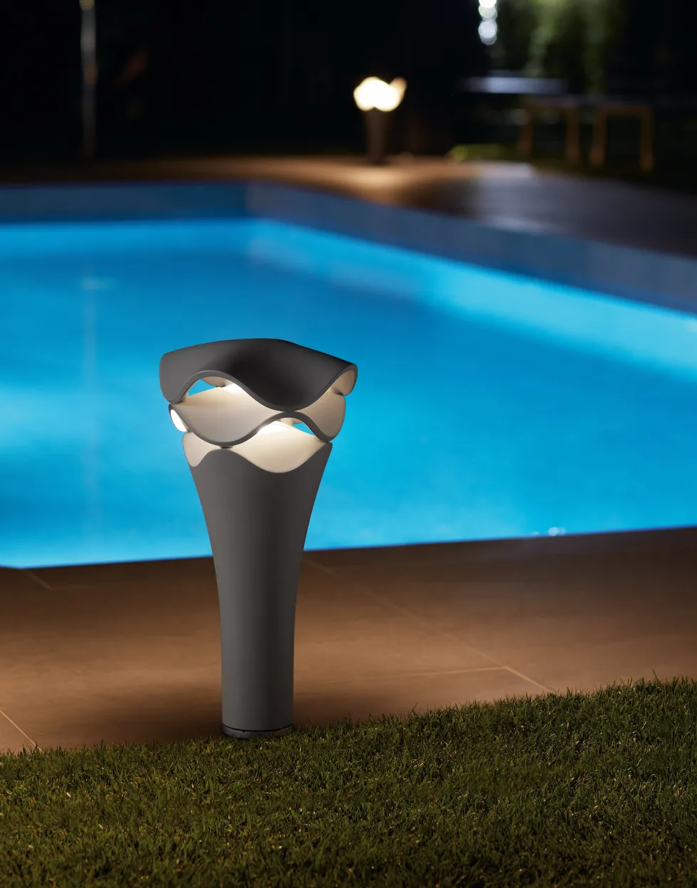 Lampadaire d'extérieur dimmable en polyuréthane gris pierre 27cm Cornet - Bover