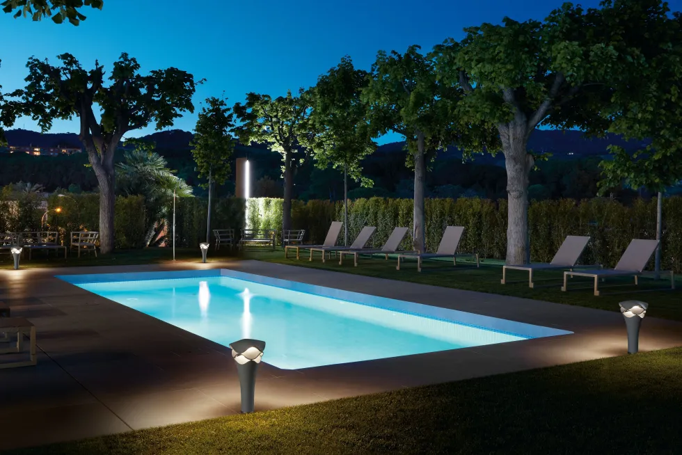 Lampadaire d'extérieur dimmable en polyuréthane gris pierre 27cm Cornet - Bover