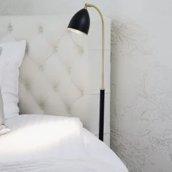 Lampadaire dimmable en laiton et métal blanc Deluxe - Belid