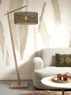Lampadaire en bambou naturel avec abat-jour en bois noir et naturel 176x50 cm Java - Good & Mojo