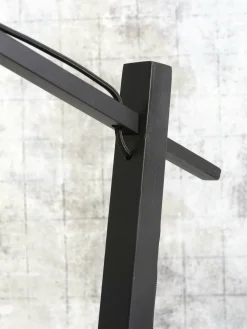 Lampadaire en bambou noir avec abat-jour en bois noir et naturel 150x25 cm Bhutan - Good & Mojo