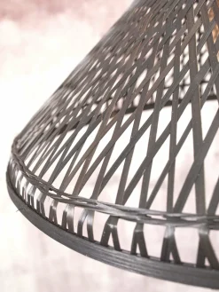 Lampadaire en bambou noir avec abat-jour en bois noir 150x45 cm Tahiti - Good & Mojo