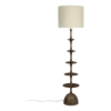 Lampadaire en bois de manguier finition noyer 45x179cm Cath - Dutchbone
