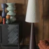 Lampadaire en fer brun et abat-jour en tissu bouclé crème 41x166cm Miki - Dutchbone