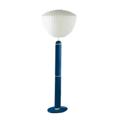 Lampadaire en métal laqué bleu nuit abat-jour pomme Guimauve - Cosin Paris