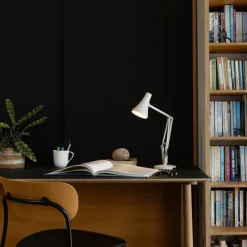 Lampe de bureau en acier blanc jasmin Mini 90 - Anglepoise