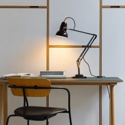 Lampe de bureau en aluminium grise éléphant et finition doré 72x90cm Original 1227 - Anglepoise