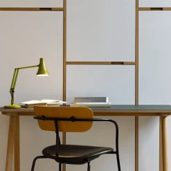 Lampe de bureau en aluminium vert avocado Mini Mini 90 - Anglepoise