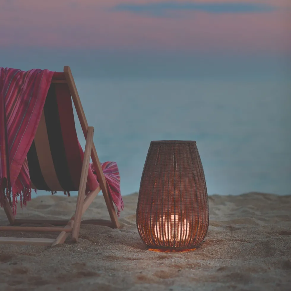Lampe de sol en aluminium beige clair 89x137cm Amphora 03 - Bover