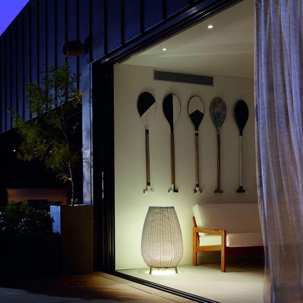 Lampe de sol led dimmable en aluminium beige clair 80x123cm Amphora 02 - Bover
