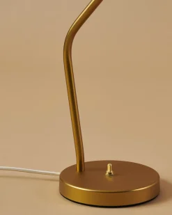 Lampe de table gris claire Gräshoppa - Gubi