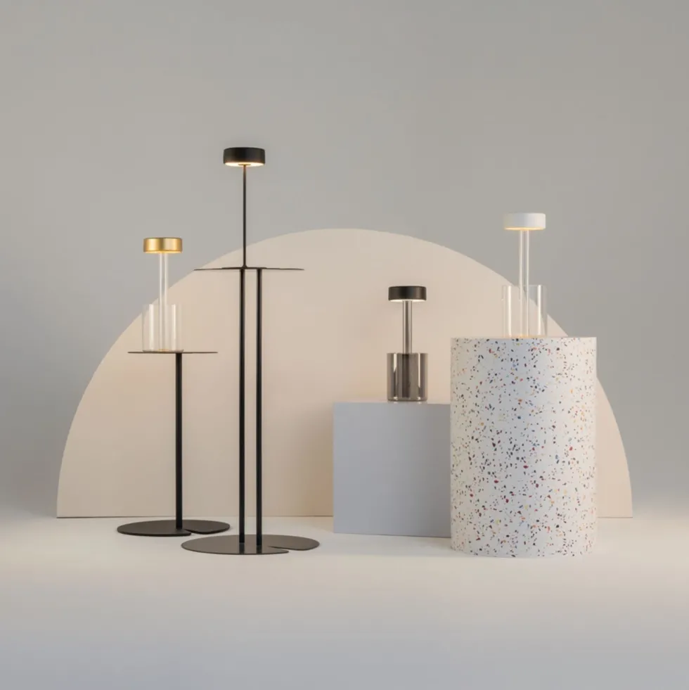 Lampe de table portable en aluminium doré et vase en verre 12x34,8cm AI Collaboration - Maytoni
