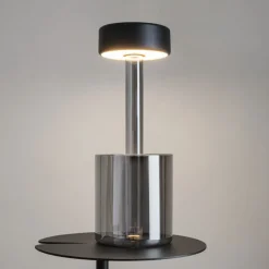 Lampe de table portable en aluminium noir et vase en verre fumé 12x34,8cm AI Collaboration - Maytoni