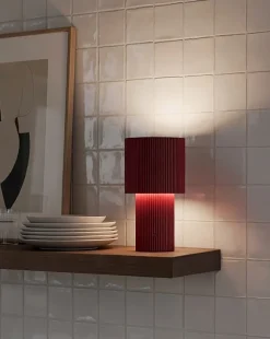 Lampe de table portable en aluminium rouge 12,2x22,1cm Iluma - Herstal