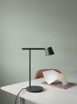 Lampe en aluminium vert clair 40 cm Tip - Muuto