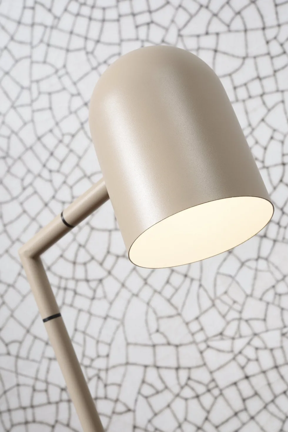 Lampe en fer sable 48,5 x 38 cm Marseille - It's about Romi