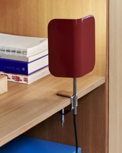 Lampe à pince rouge Apex - HAY