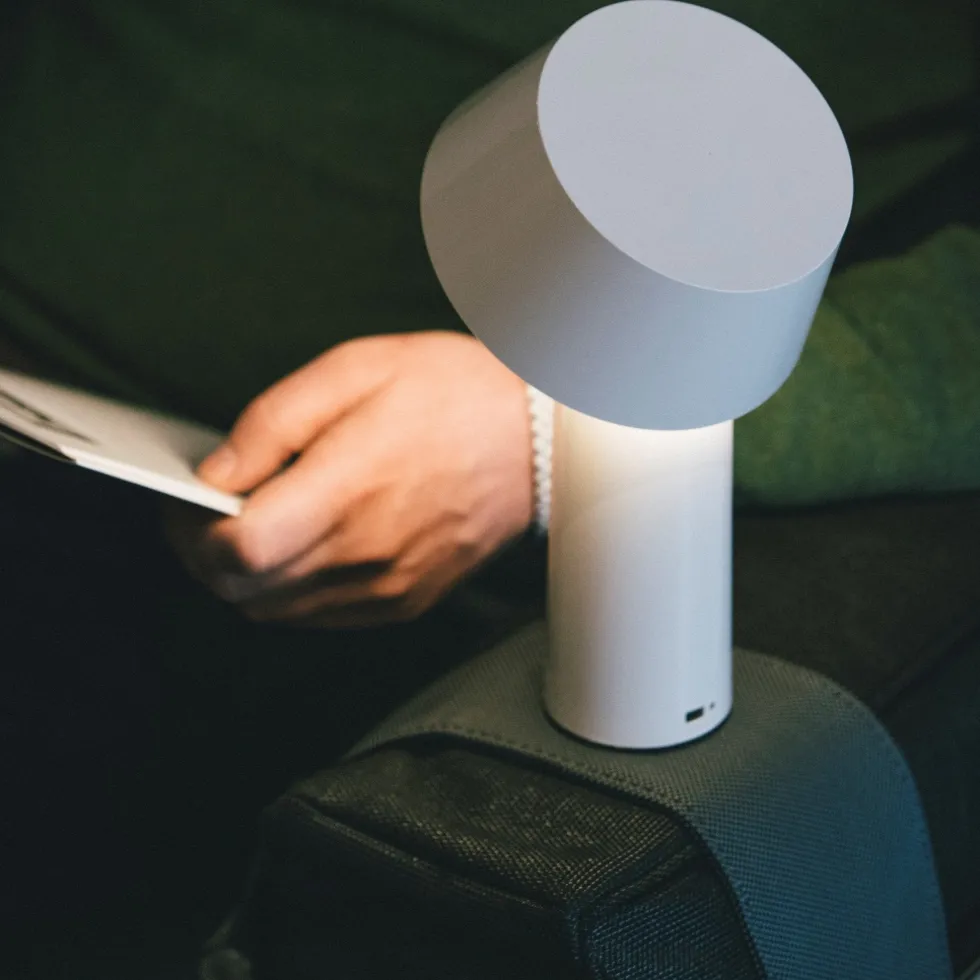 Lampe portable en acier grise 22,5 cm Bicoca - Marset