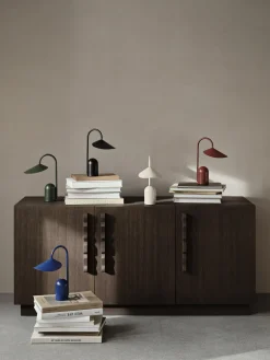 Lampe portable en aluminium noir Arum - Ferm living