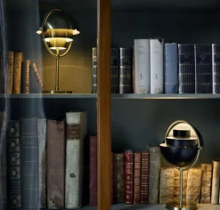Lampe portable en laiton doré Multi-Lite - Gubi