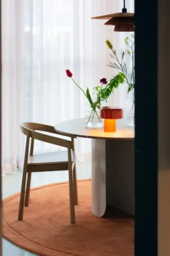 Lampe portable en métal rouge corail 20cm Scoop - Fest Amsterdam