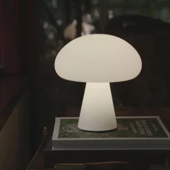 Lampe portable en verre dépoli 10x22x24cm Obello - Gubi